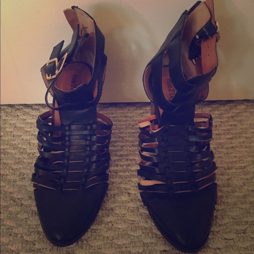 Eighties Throwback - rue21 etc. Open-Weave Shoe Boots